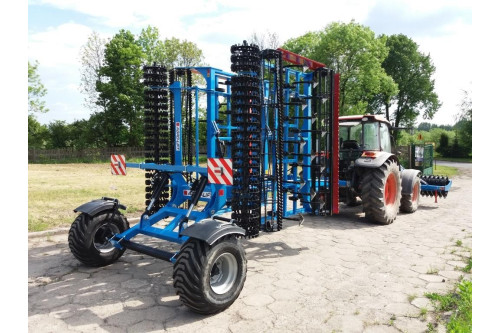 Agregat uprawowy kompaktowy hydrauliczny 