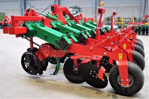 Agregat do uprawy międzyrzędziowej 