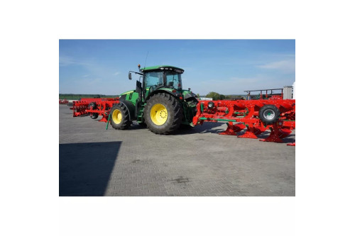 Pług obracalny czołowy