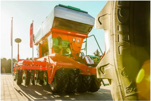 Siewnik pneumatyczny 