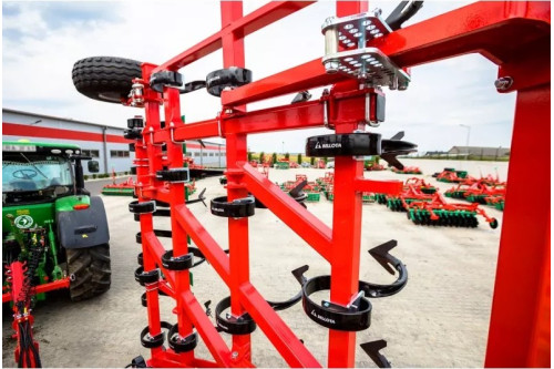 Agregat uprawowo-podorywkowy