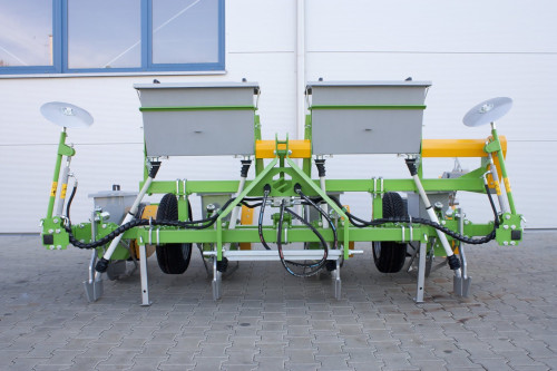 Siewnik punktowy mechaniczny