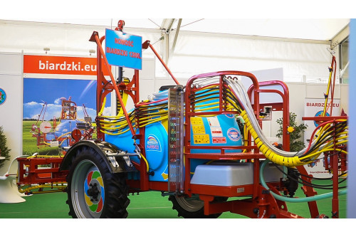 Opryskiwacz ciągany