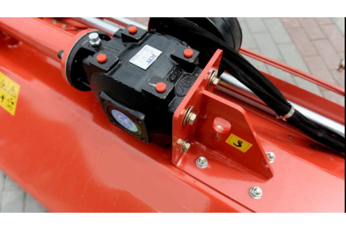 Kosiarka bijakowa z przesuwem hydraulicznym EFGCN-H 155